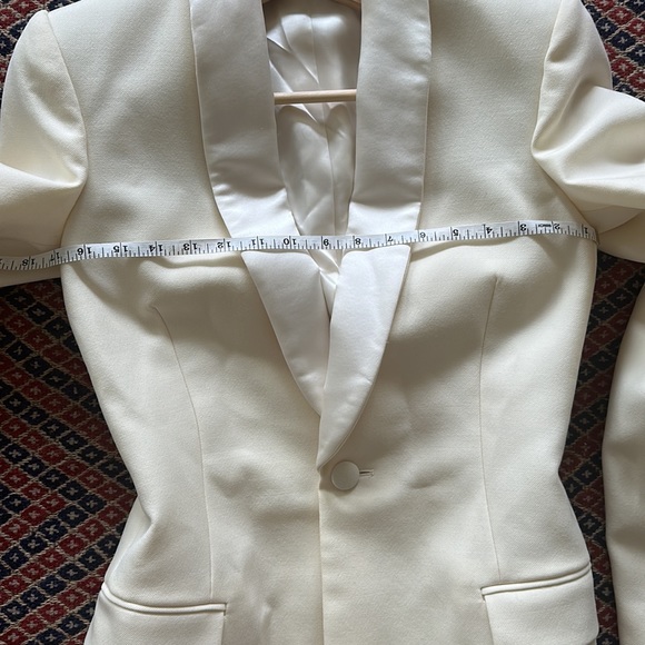 White tuxedo jacket wardrobe.nyc size 2xs - Picture 7 of 8